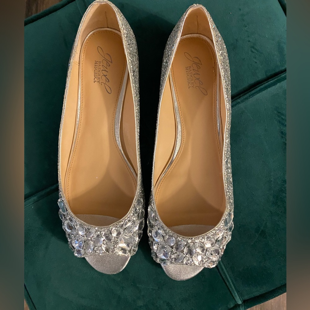 Jeweled flats